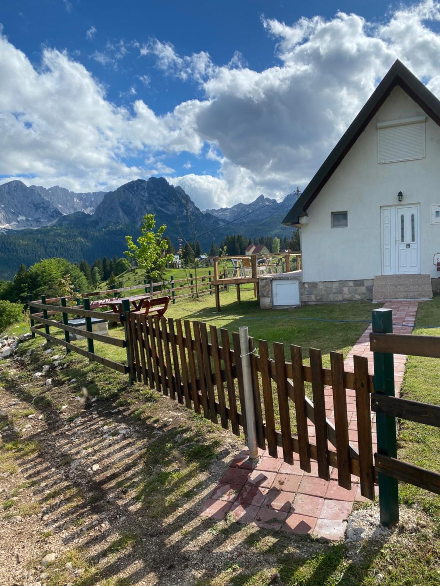 Vista Pitomine Žabljak Exterior foto